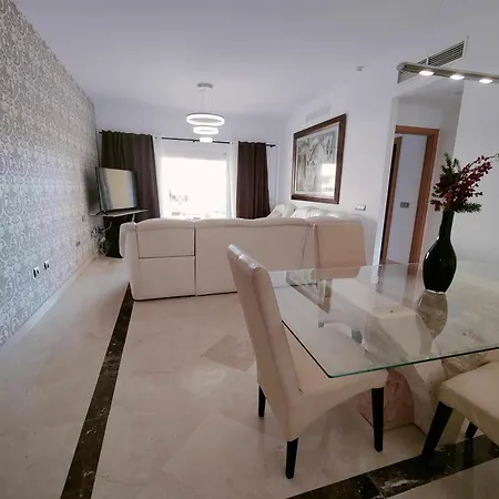 Toscana Hills Con Piscina En Esteponamarbella アパート エステポナ